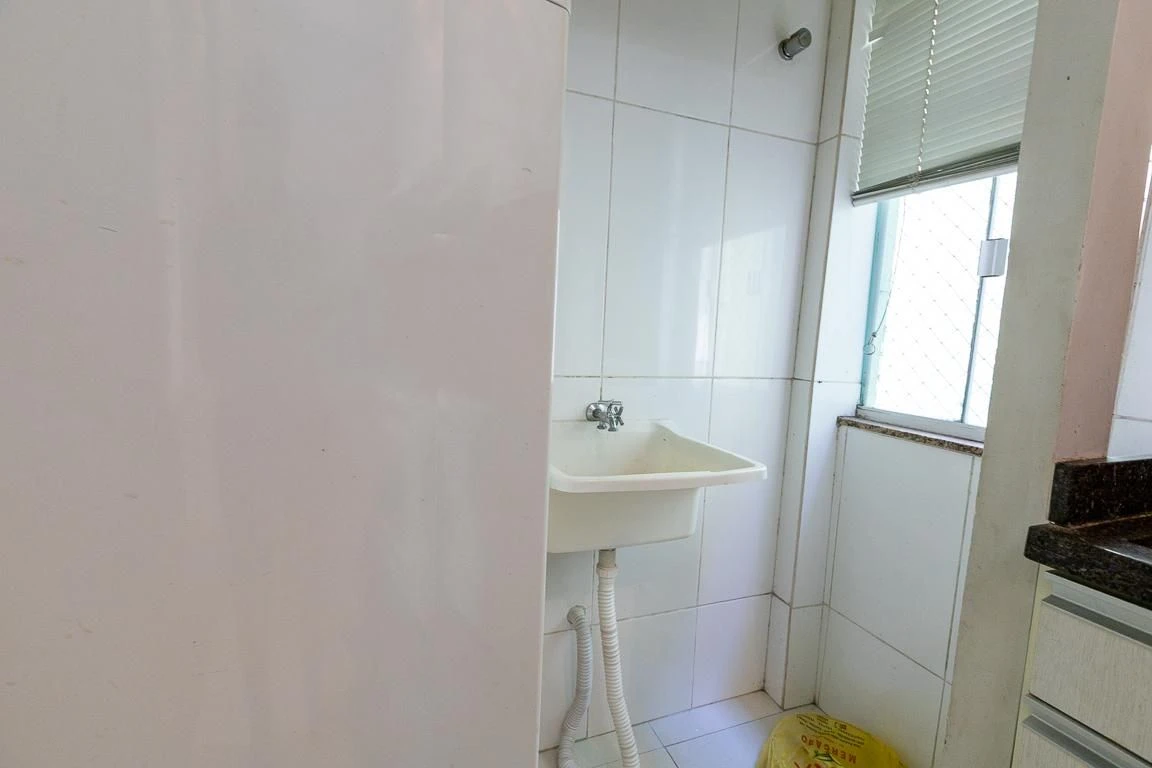 2-bedroom apartment with a home office in Curitiba — photo 10