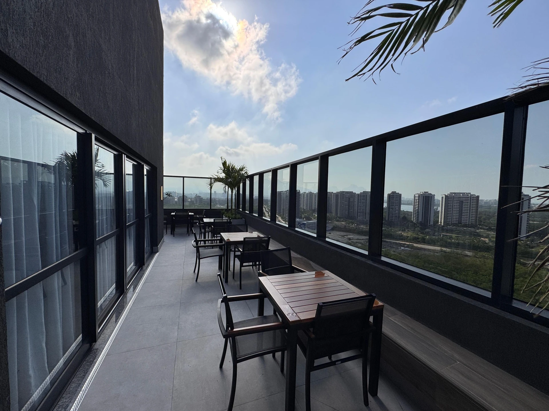 Apartamento amueblado de 3 dormitorios con balcón — photo 67