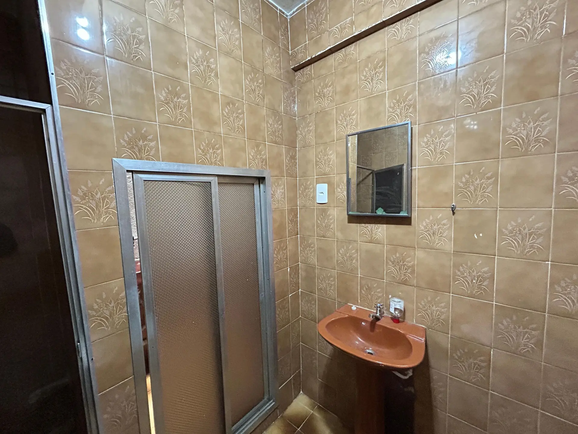 Unfurnished 1-bedroom apartment with 1 parking space — photo 24