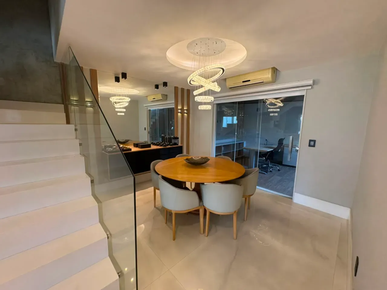 Furnished 266 m² house with 6 bedrooms and balcony grill — photo 60