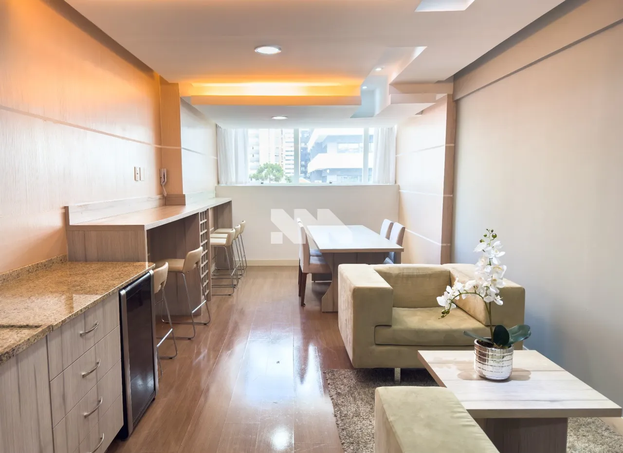 1-bedroom apartment with balcony and open-plan kitchen — photo 5