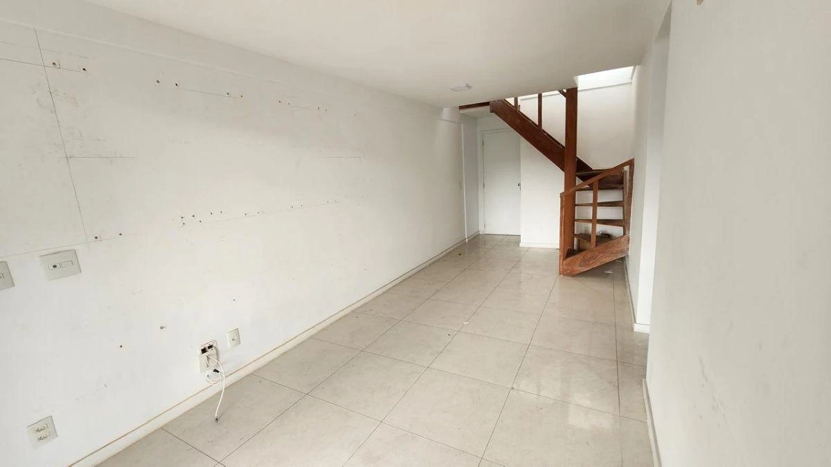 Furnished 169 m² apartment with balcony and barbecue — photo 28