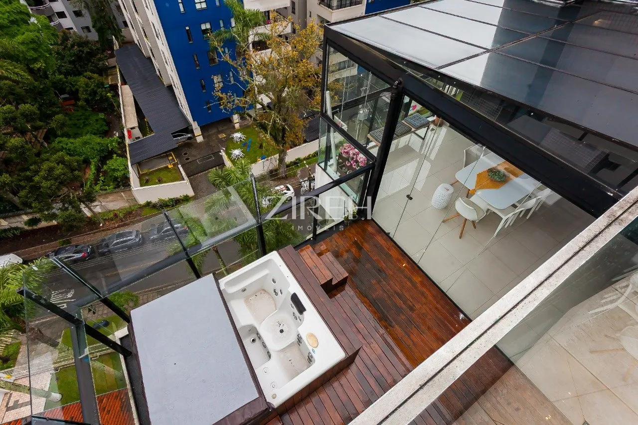 3-bedroom apartment in a building with a gym — photo 5