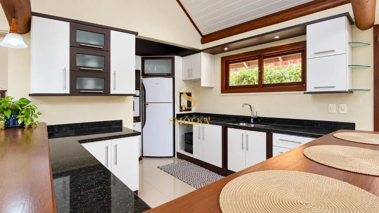 Furnished house, 225 m², with a private BBQ — photo 31