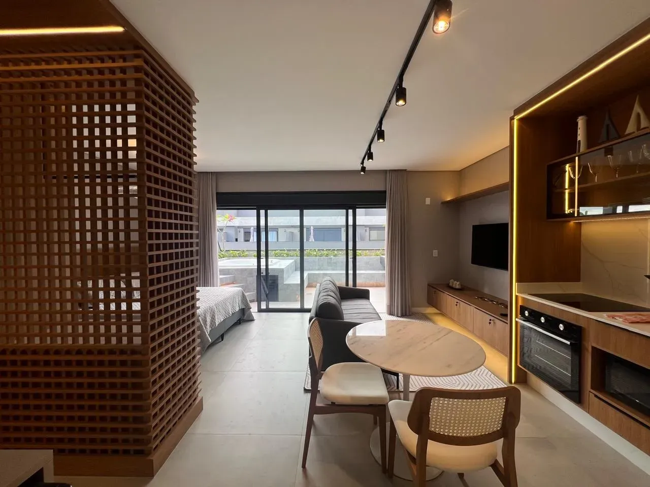 Furnished 61 m² apartment with 1 bedroom and terrace — photo 10
