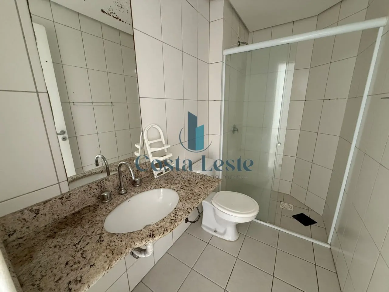 2-bedroom apartment, 1 with its own bathroom, 74 m² — photo 8