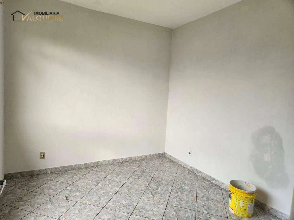 Дом с 2 спальнями и 1 ванной, 120 м² — photo 2