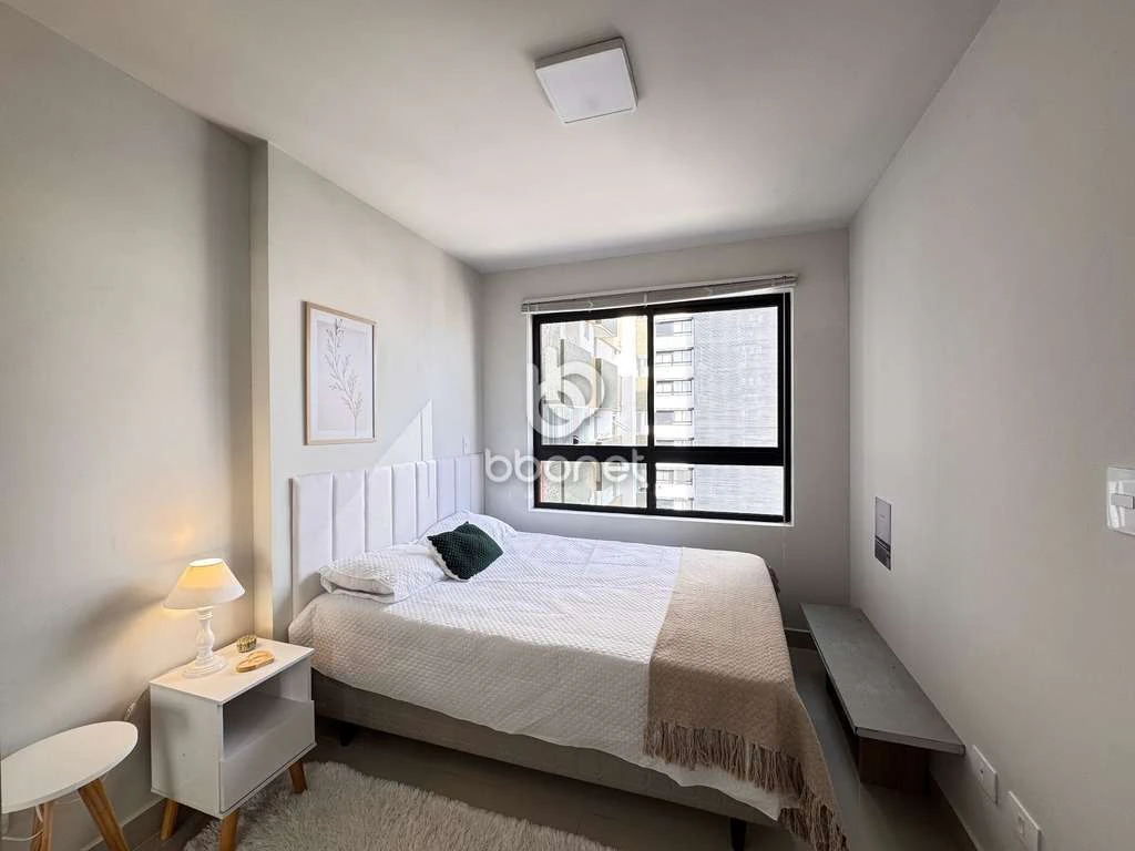 One-bedroom apartment with a home office — photo 5