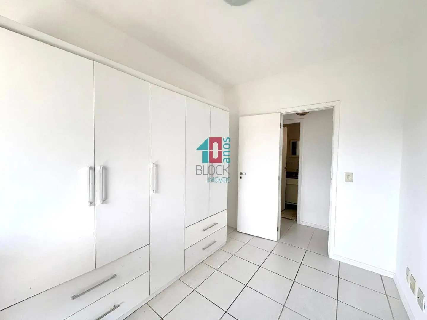71 m² apartment with 2 bedrooms and 1 en-suite — photo 4