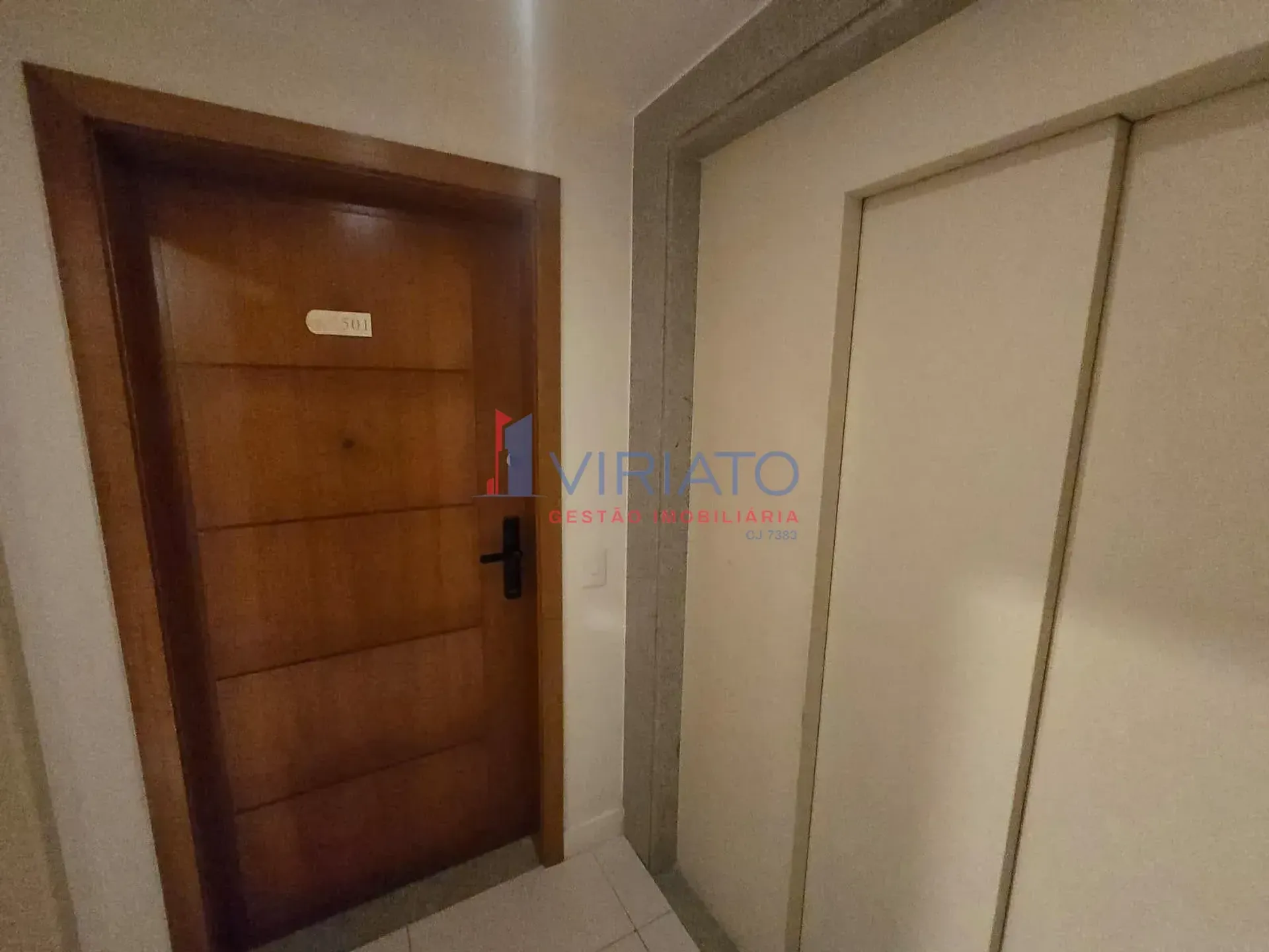 Furnished apartment with 4 bedrooms and 5 bathrooms — photo 48