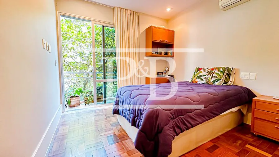 Unfurnished 4-bedroom apartment 200 m² with open-plan kitchen — photo 7