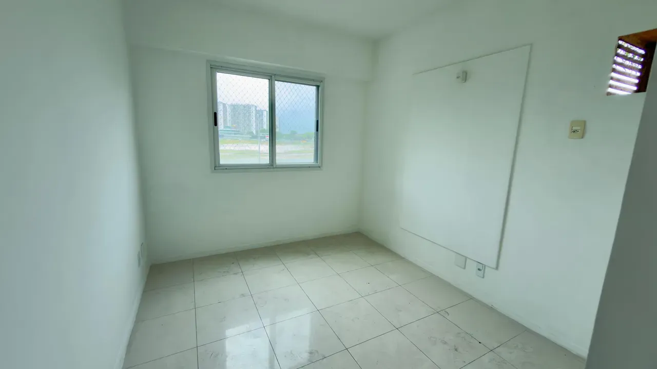 Квартира 87 м² с застеклённым балконом и джакузи — photo 16