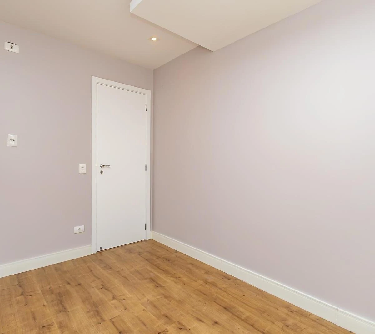 Home office in a 2-bedroom apartment, 95 m² — photo 38