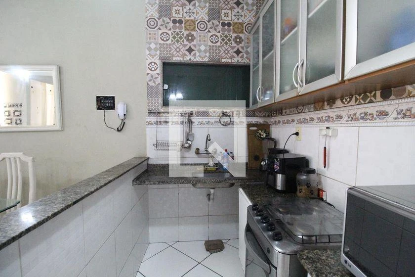 Furnished house, 200 m², with a glass-enclosed balcony — photo 37