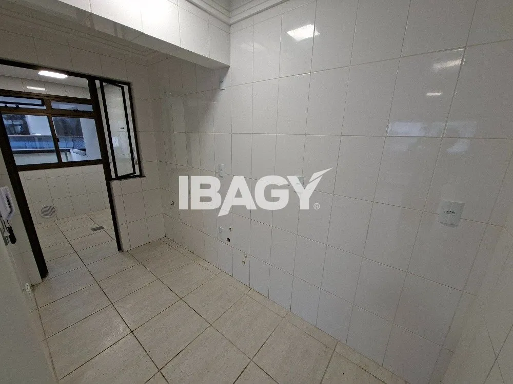 Квартира с 3 спальнями, 102 м², 1 ванная и 2 места — photo 20