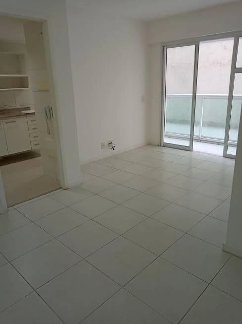 64 m² apartment with balcony, 2 bedrooms and 2 bathrooms — photo 11