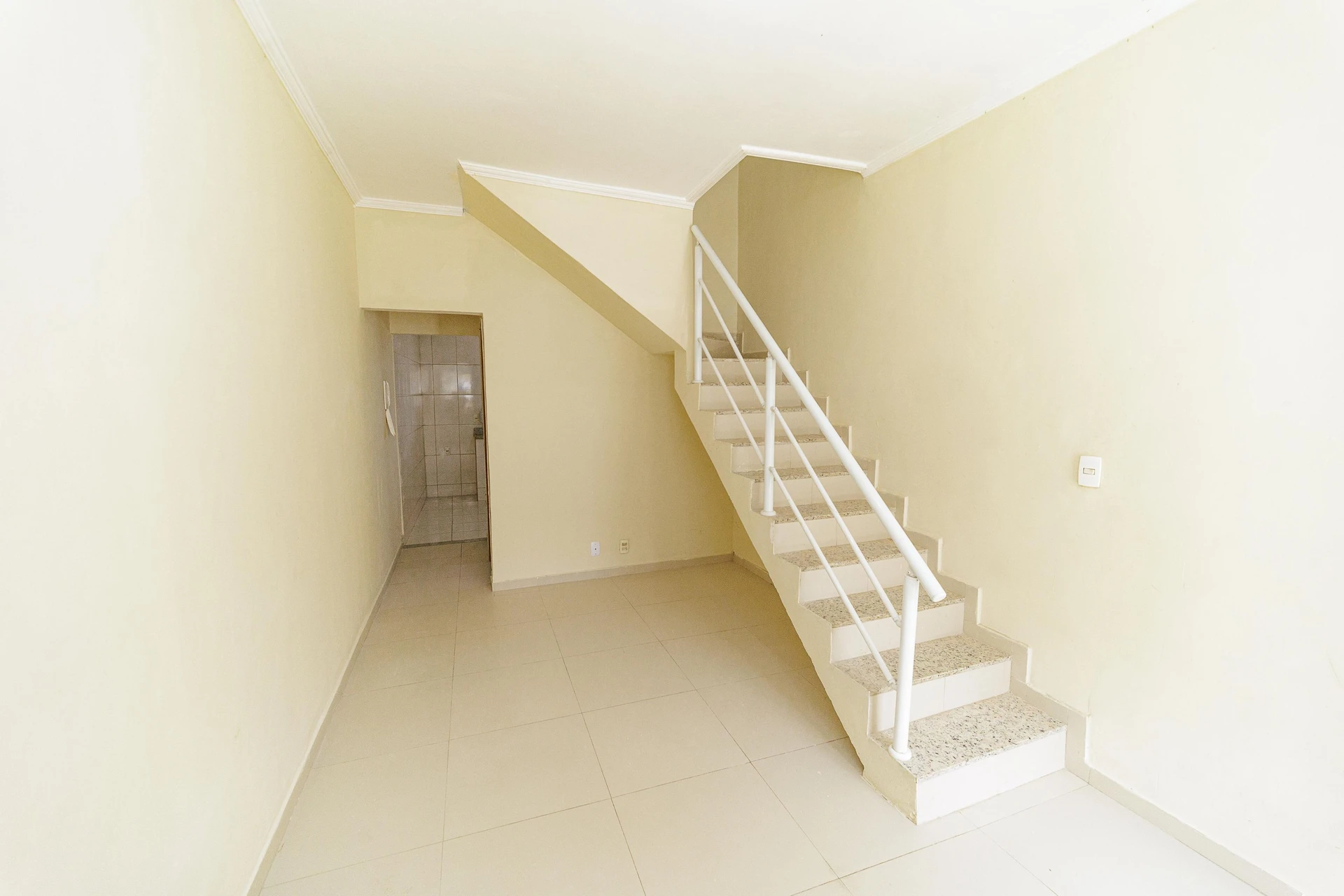 Casa de 80 m² com jardim e closet — photo 35