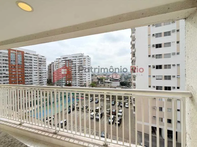 Apartment with 2 bedrooms and balcony with city view — photo 8