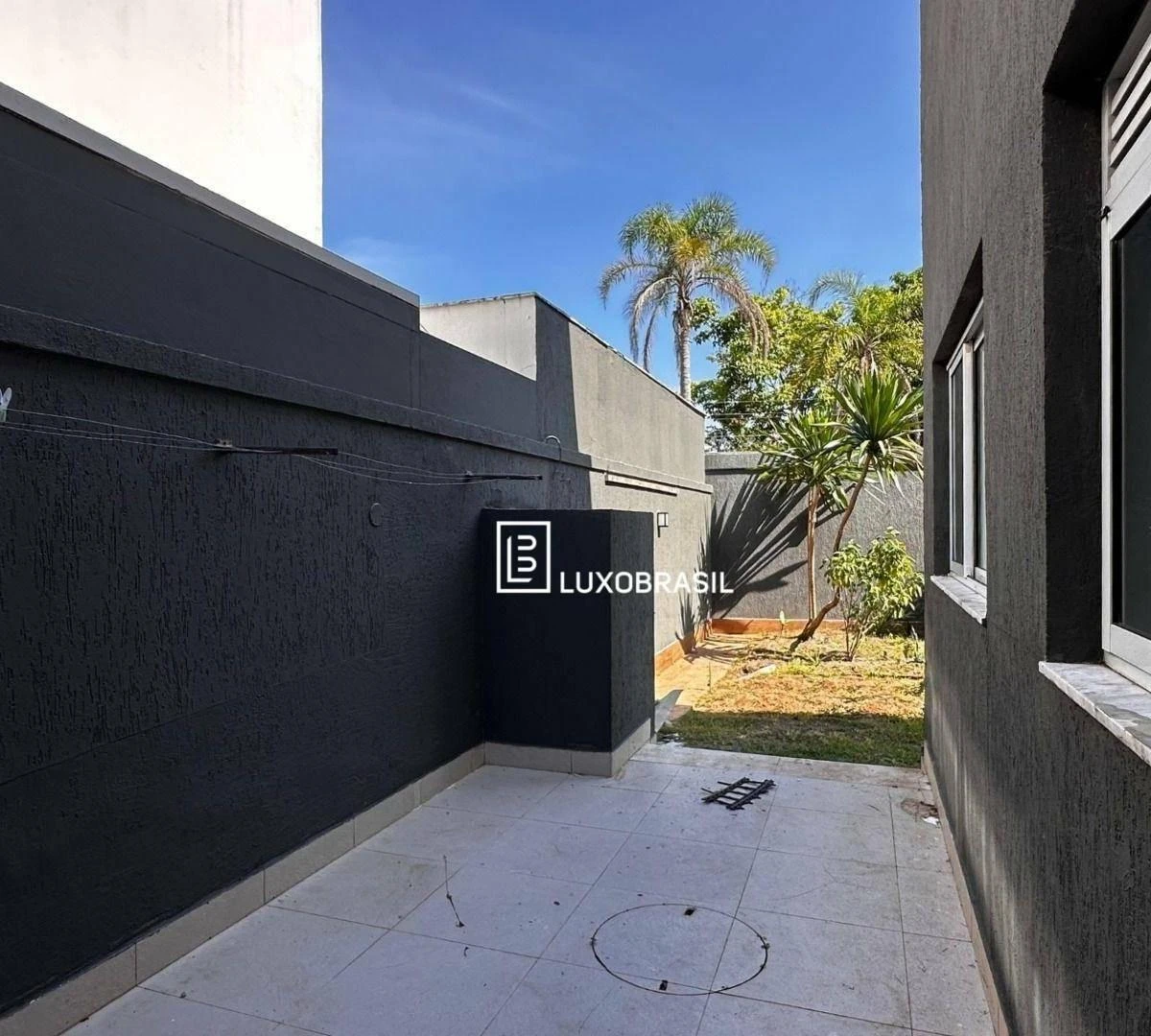 House with 7 bedrooms and 700 m², gas kitchen — photo 25