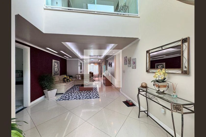 Furnished house with a closed kitchen and 4 en-suites — photo 18