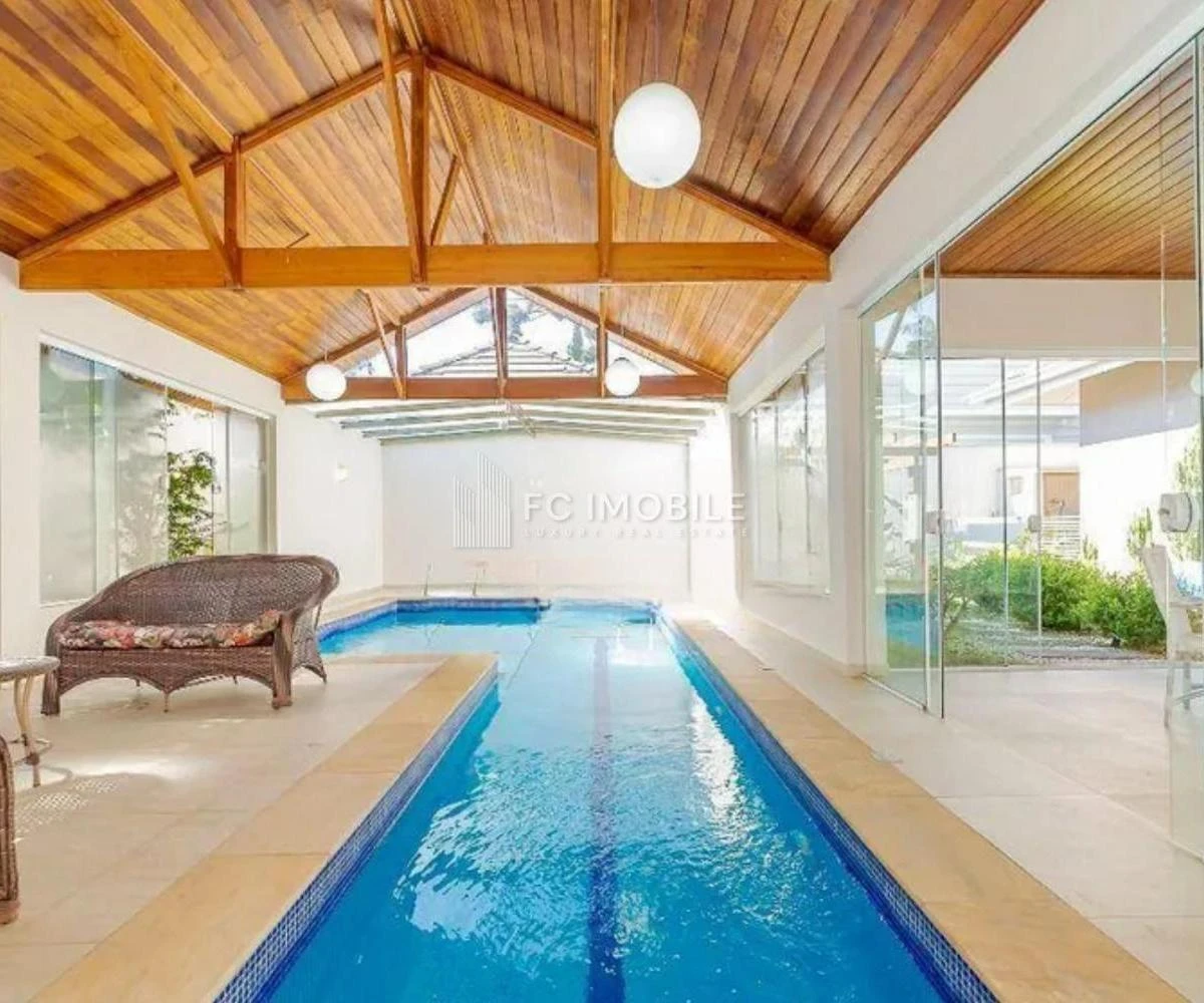 Casa mobiliada com 5 dormitórios e 6 banheiros, 405 m² — photo 16