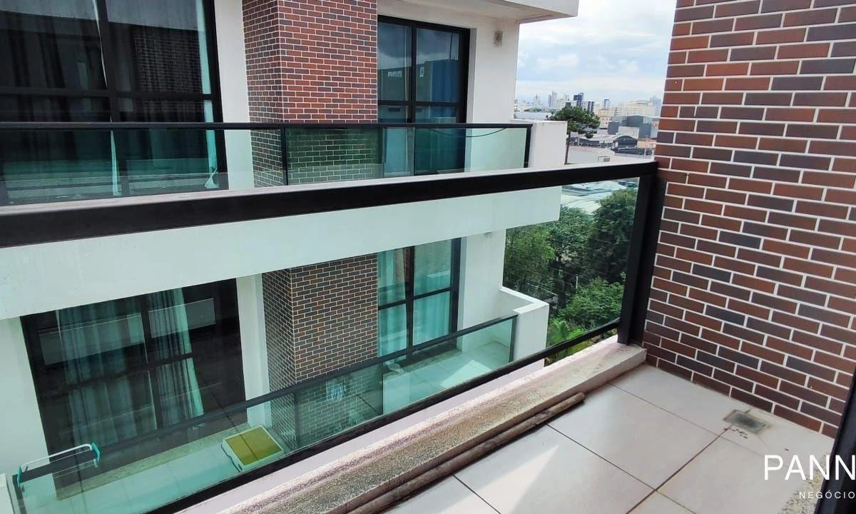 2-bedroom apartment with a grill on the balcony — photo 14