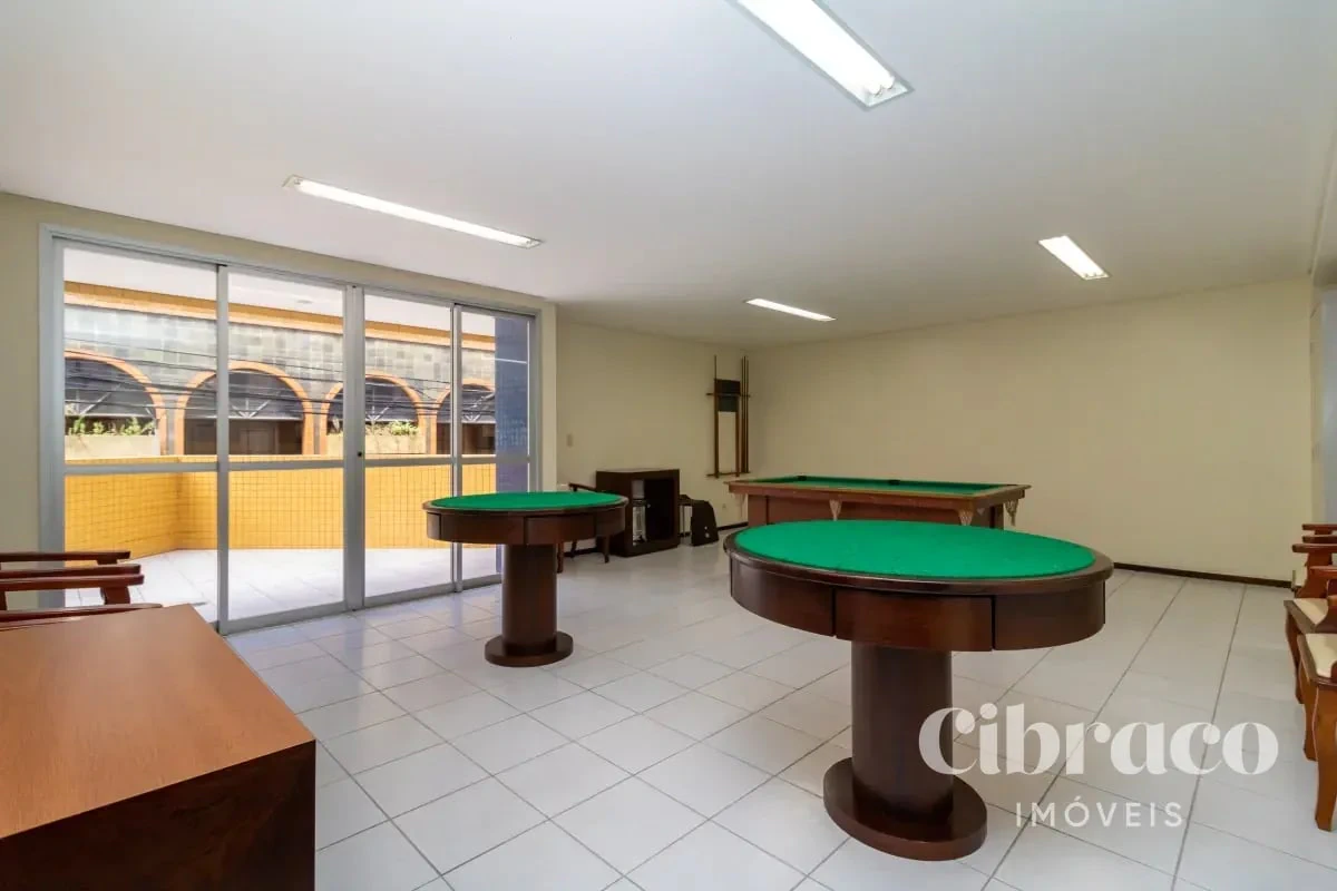 2-bedroom apartment with a home office in Curitiba — photo 28