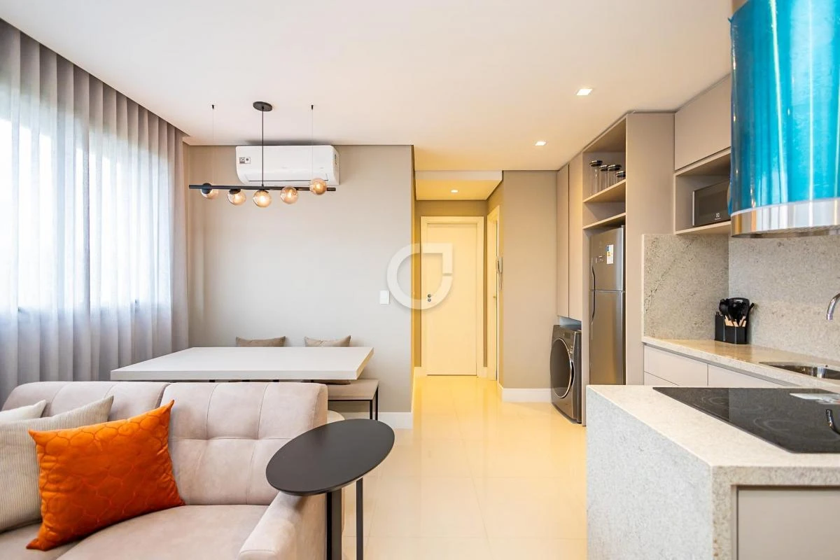 Furnished apartment with 1 en-suite bedroom