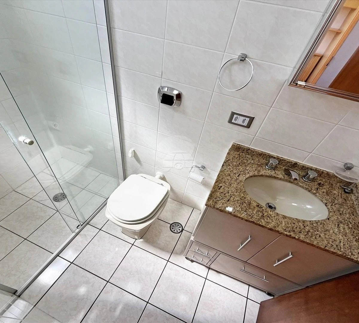 2-bedroom apartment with balcony, en-suite and 1 parking — photo 5
