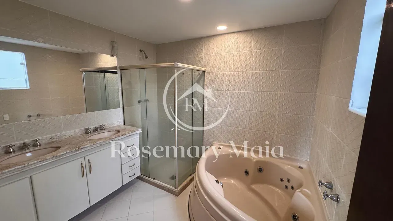Furnished house with 5 bedrooms and 5 bathrooms — photo 15