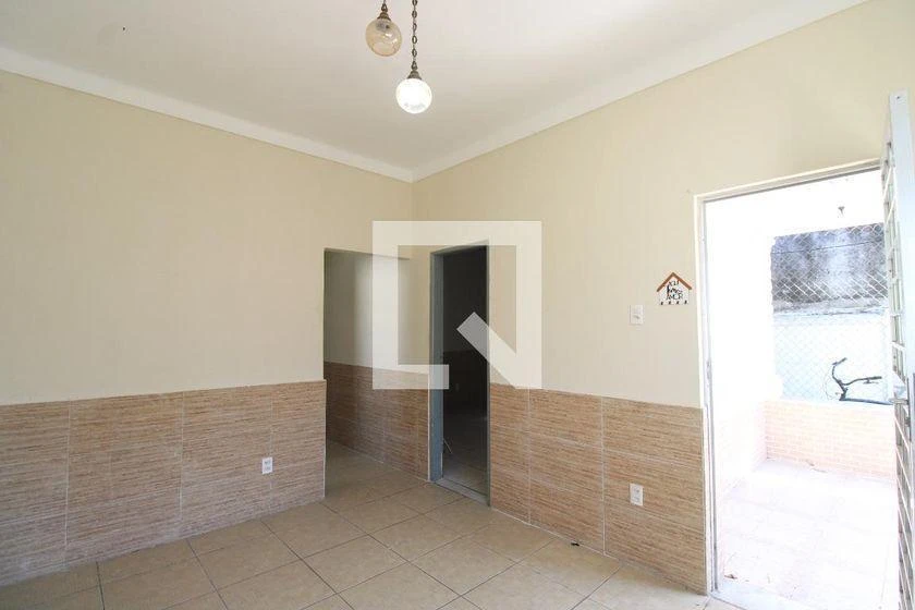 Unfurnished house with 3 bedrooms and 200 m² — photo 17