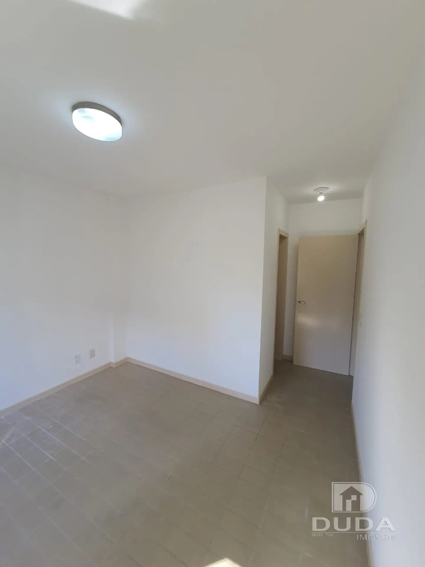Apartamento de 2 dormitorios con suite y 2 plazas — photo 8