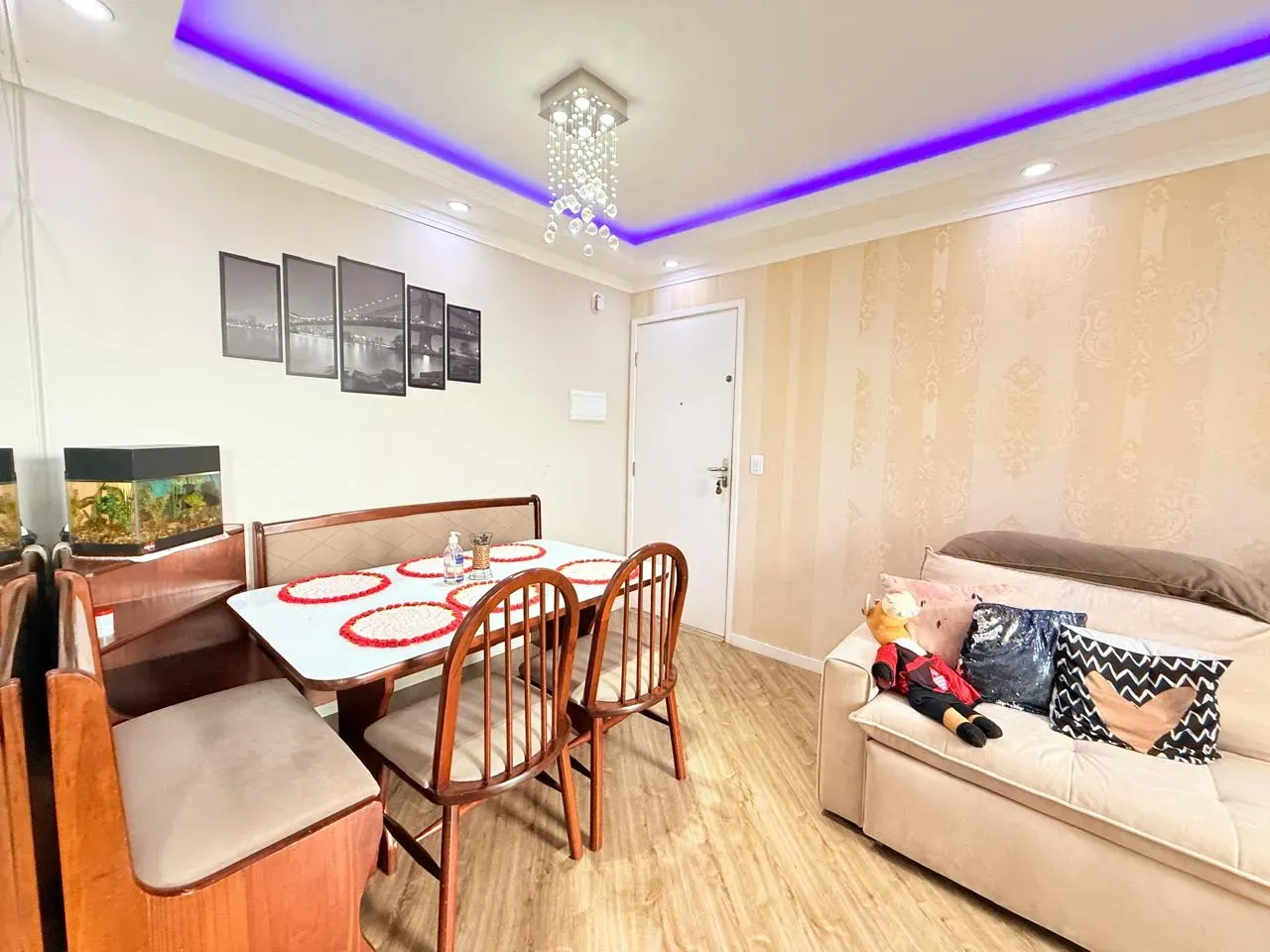 2-bedroom apartment with a washing machine in Curitiba — photo 23