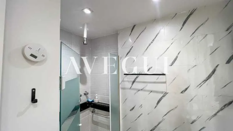 Furnished 2-bedroom apartment with 110 m² — photo 22