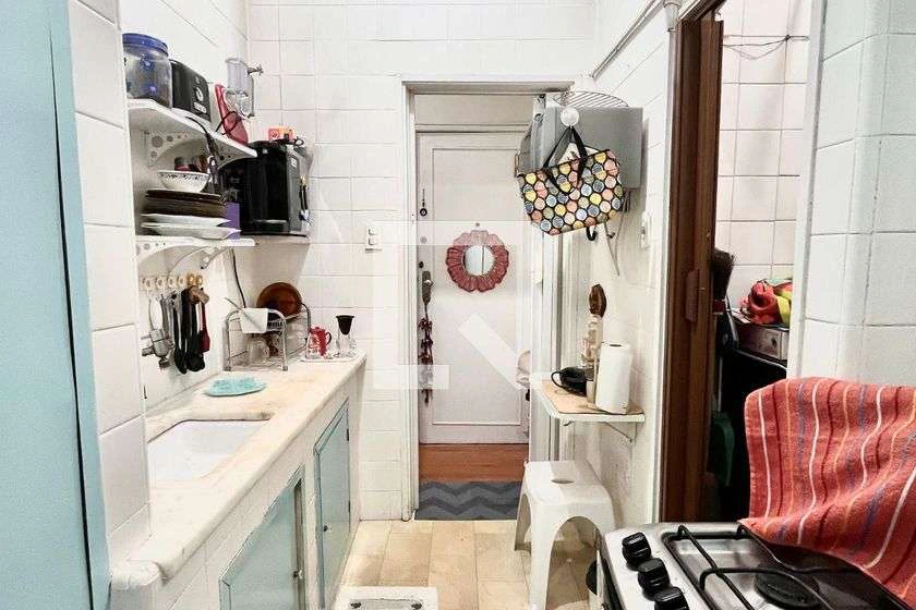 Furnished 40 m² apartment with 1 bedroom and 1 bathroom — photo 22