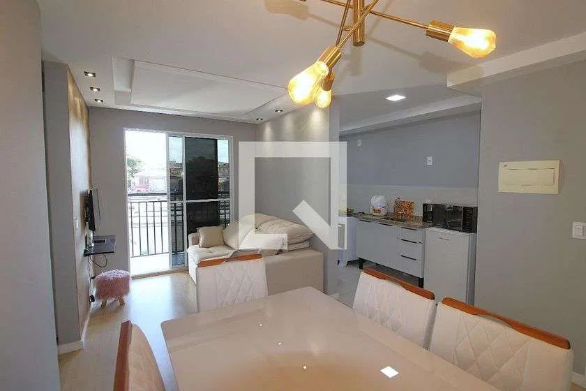 Furnished 2-bedroom apartment with balcony 42 m²