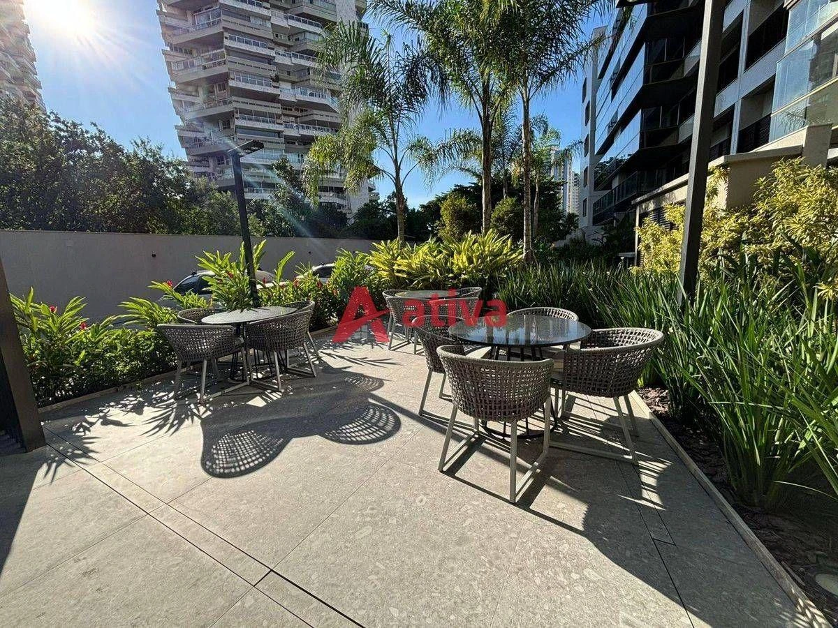 Furnished garden apartment with 81 m², 2 bedrooms and 2 parking — photo 36
