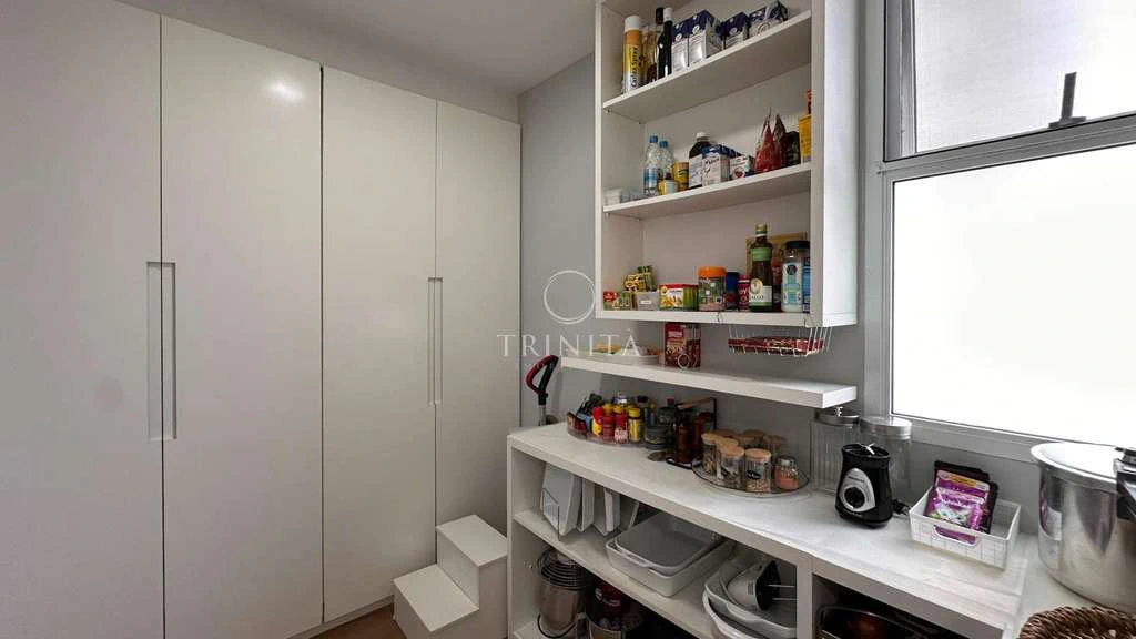 158 m² apartment with 3 bedrooms and open-plan kitchen — photo 25