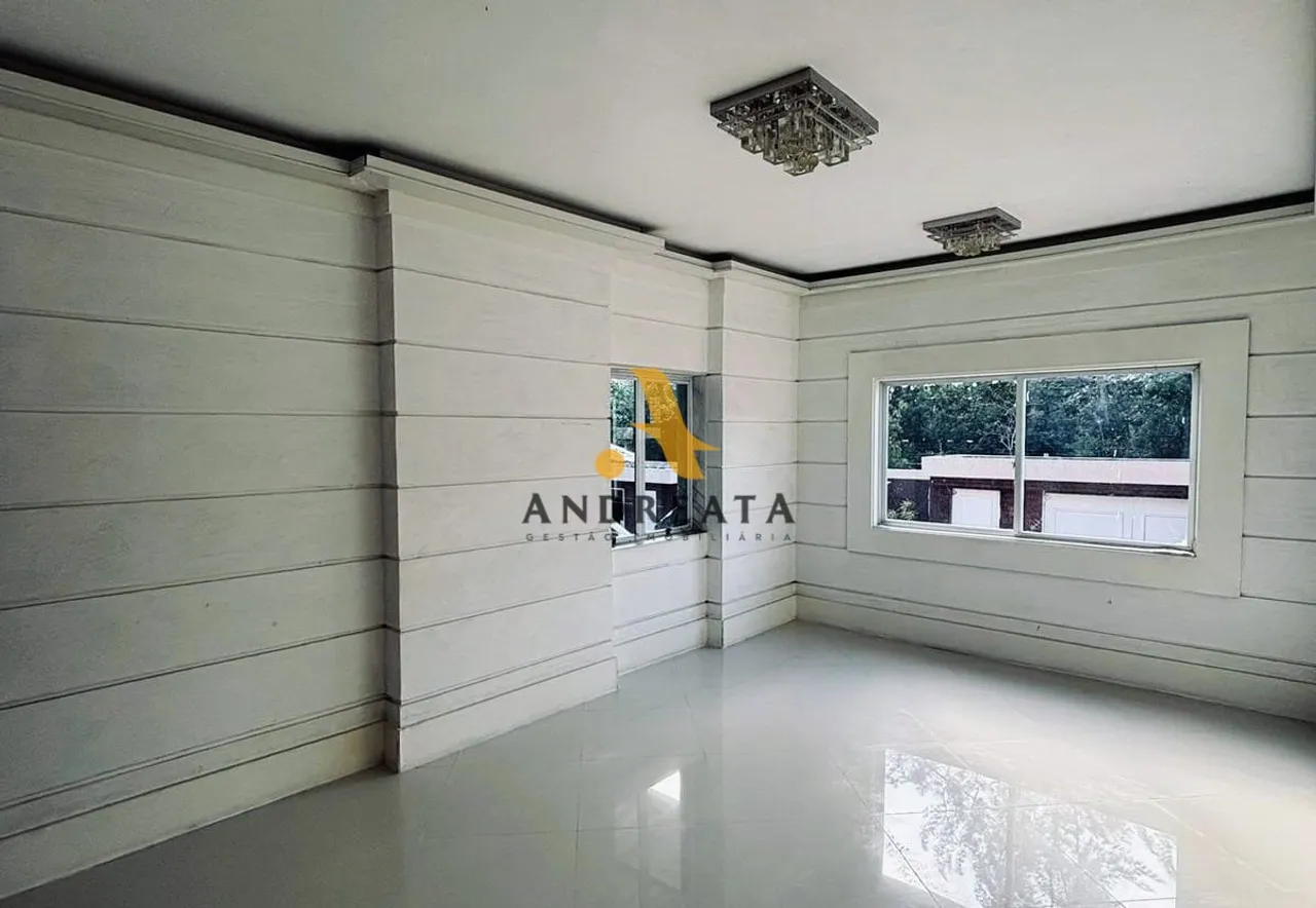 House with 5 bedrooms and 5 bathrooms, 471 m², 4 parking spaces — photo 15