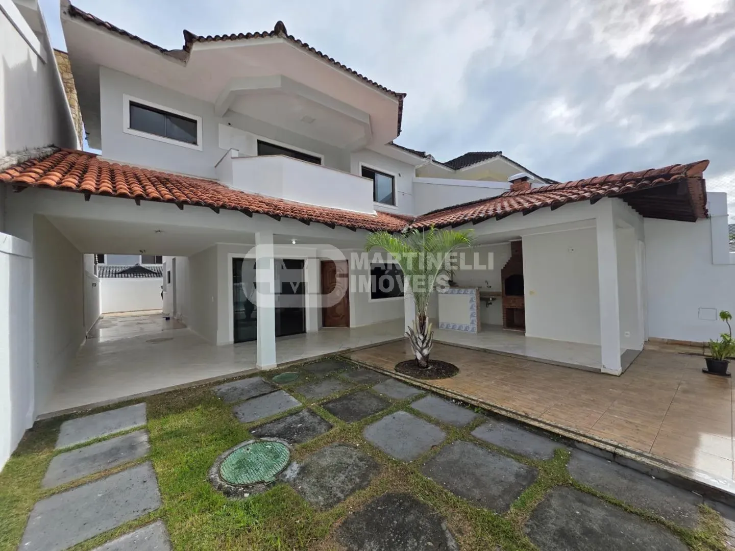 House, 267 m², with a grill on the balcony — photo 3