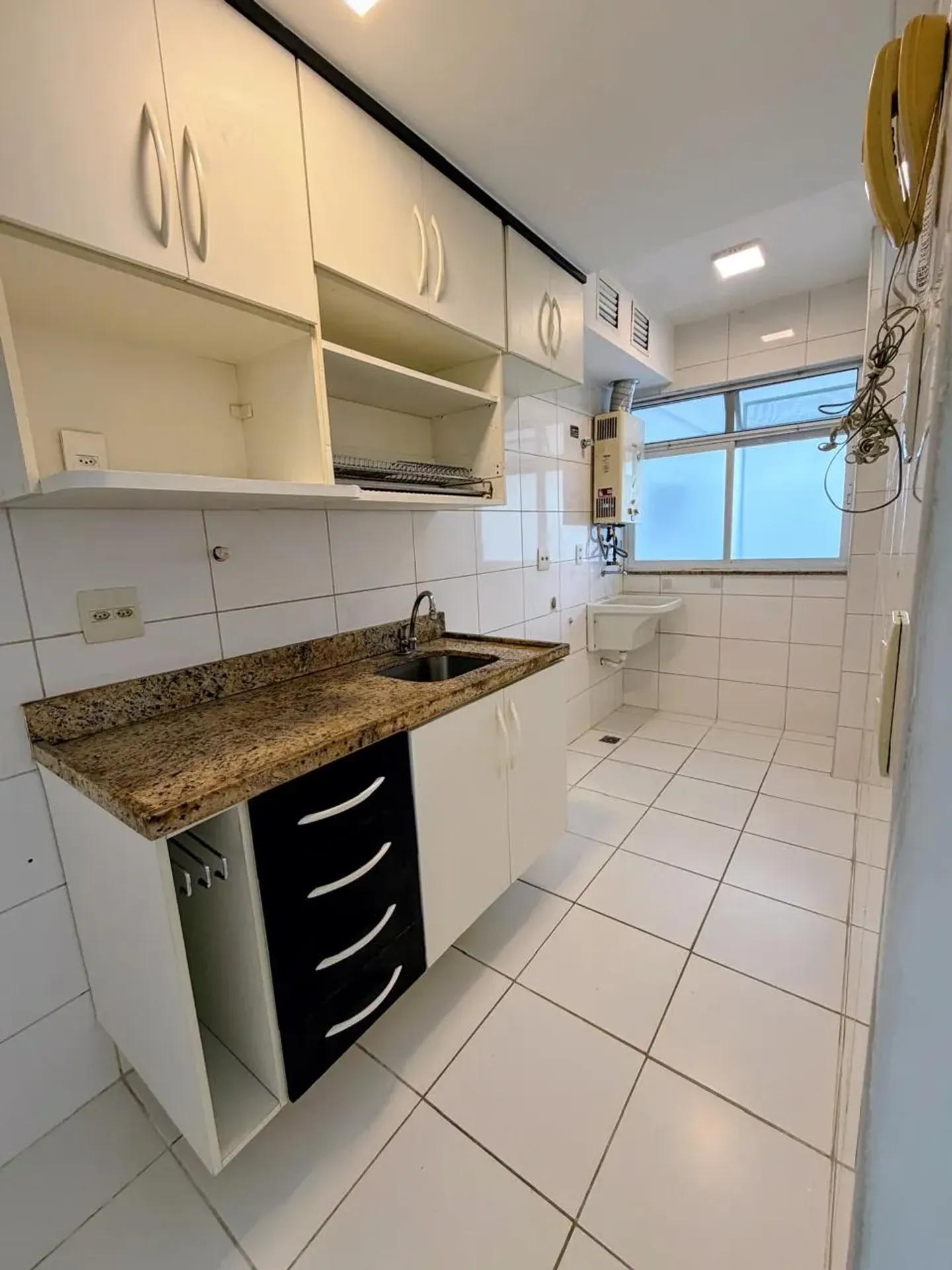 Apartamento, 75 m², com varanda envidraçada — photo 2
