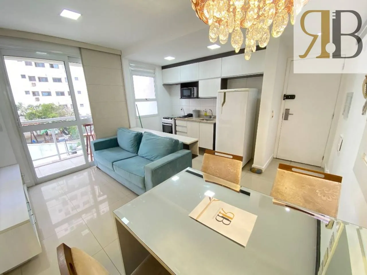 Furnished 1-bedroom apartment with an integrated kitchen — photo 10