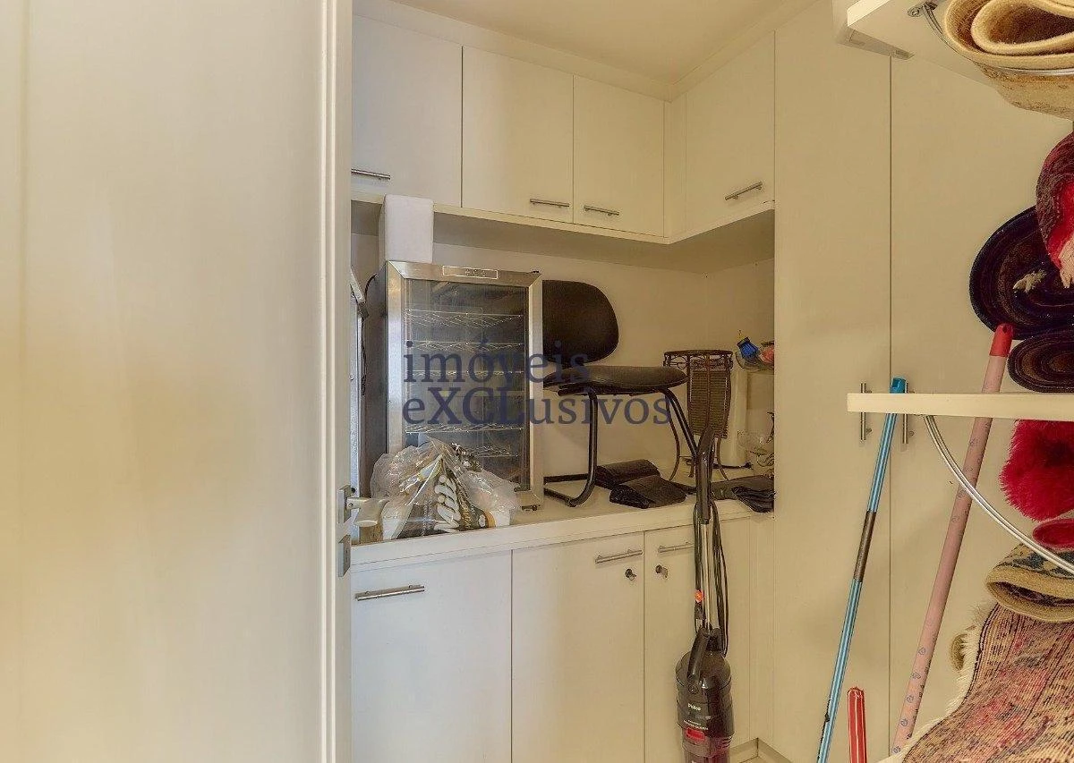 Furnished 240 m² apartment with 3 en-suites — photo 3