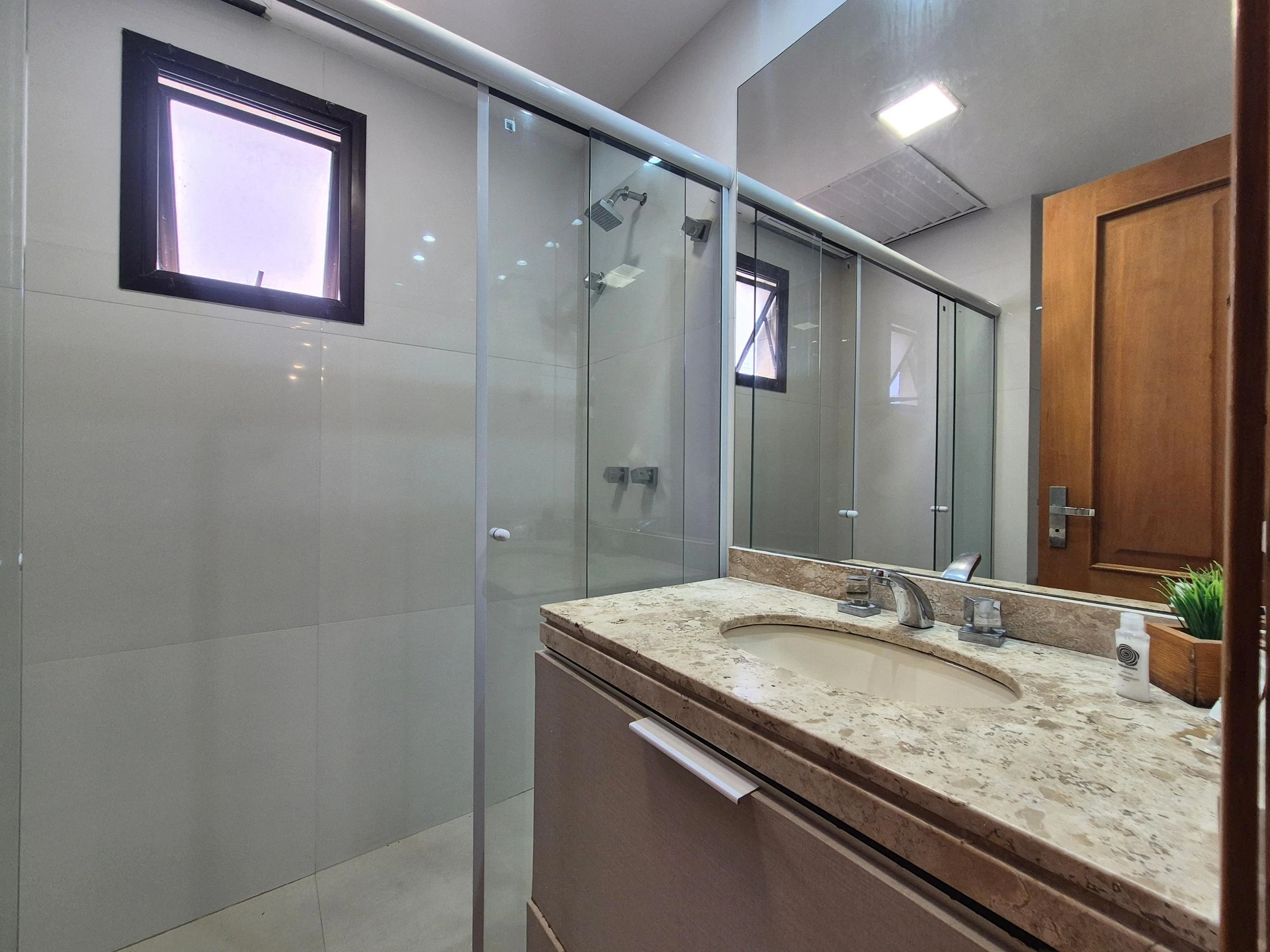 Furnished apartment, 180 m², with a dishwasher — photo 35