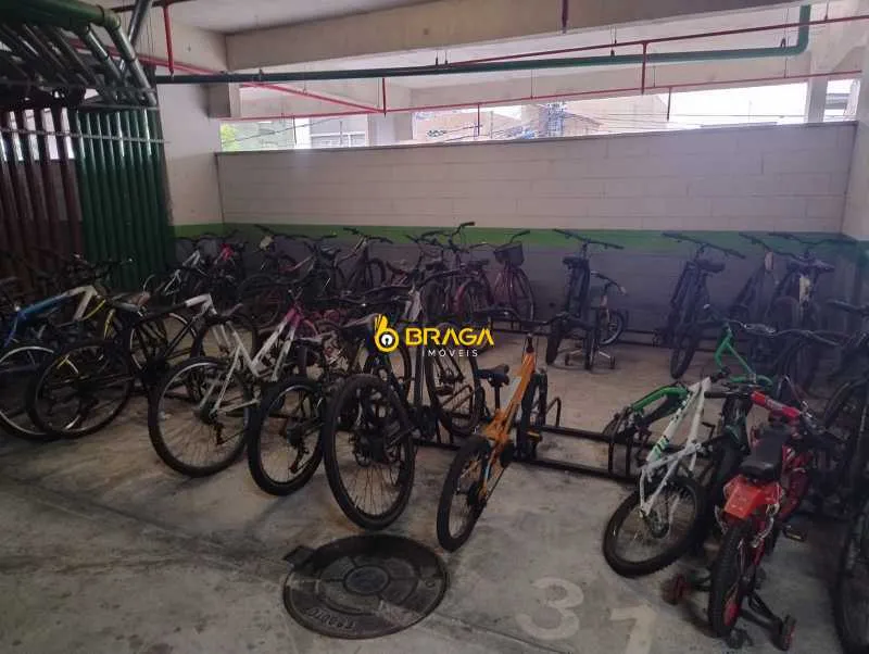 Apartamento mobiliado com 2 quartos e varanda envidraçada — photo 14