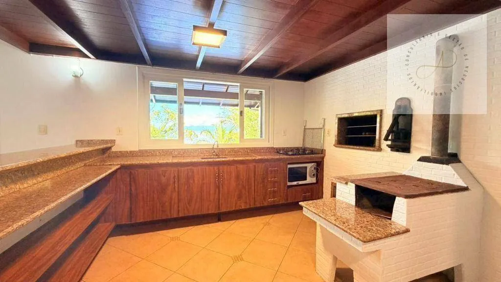 Furnished house with 3 bedrooms and 4 bathrooms — photo 10
