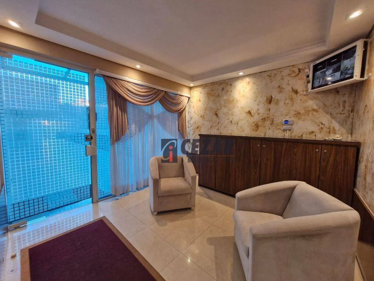 2-bedroom apartment with 92 m² plus private BBQ space — photo 18