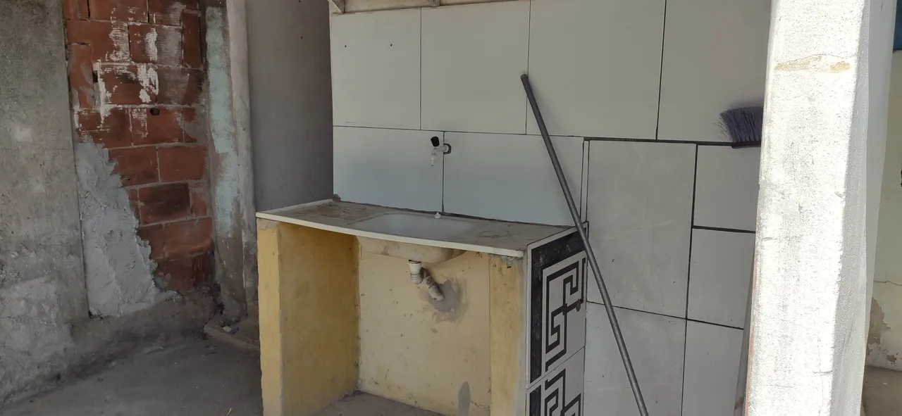 1-bedroom apartment with tiled living and kitchen — photo 2