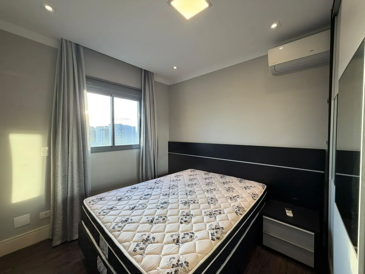 Floor-to-ceiling windows in a 3-bedroom apartment, 133 m² — photo 21