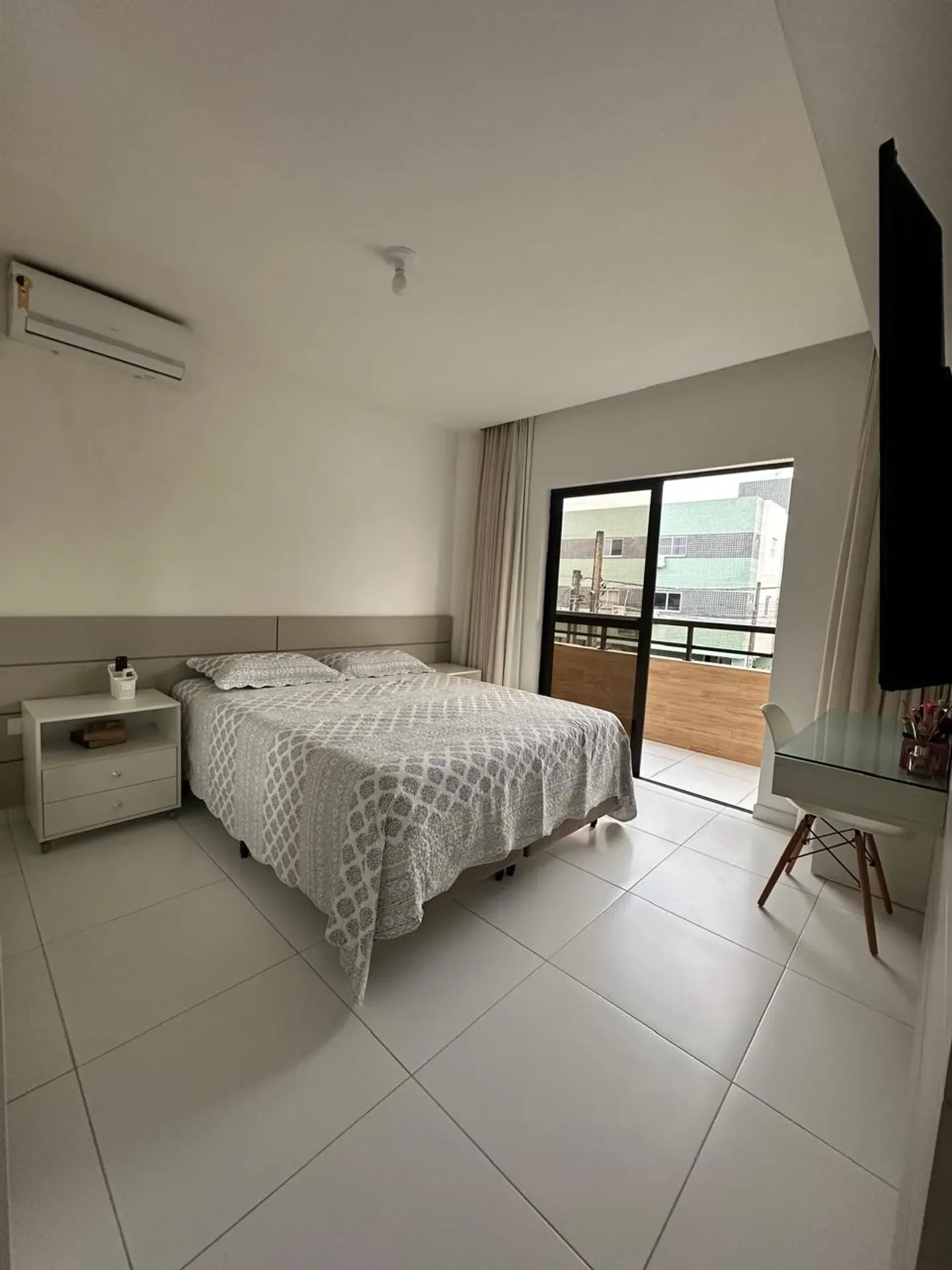 Apartment on the 1st floor with a home office — photo 9